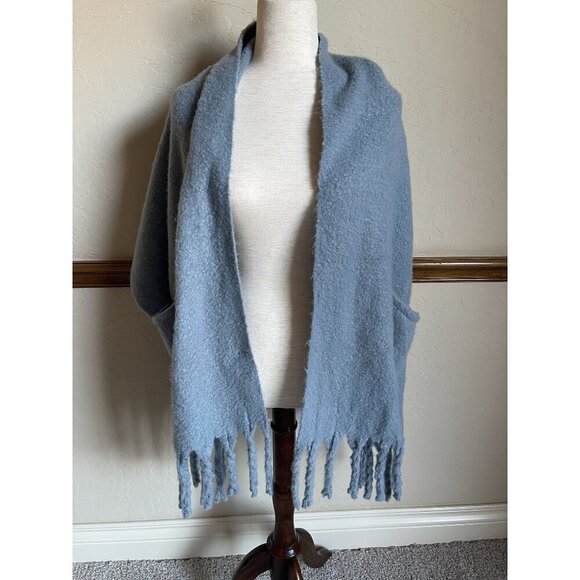 New! True Craft Blue One Size Polyester Fringe Scarf Pockets Ultrasoft Cozy - Picture 1 of 7